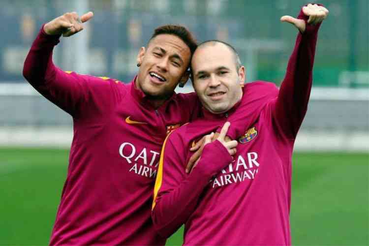 Iniesta v Neymar como tima contratao para o Barcelona: 